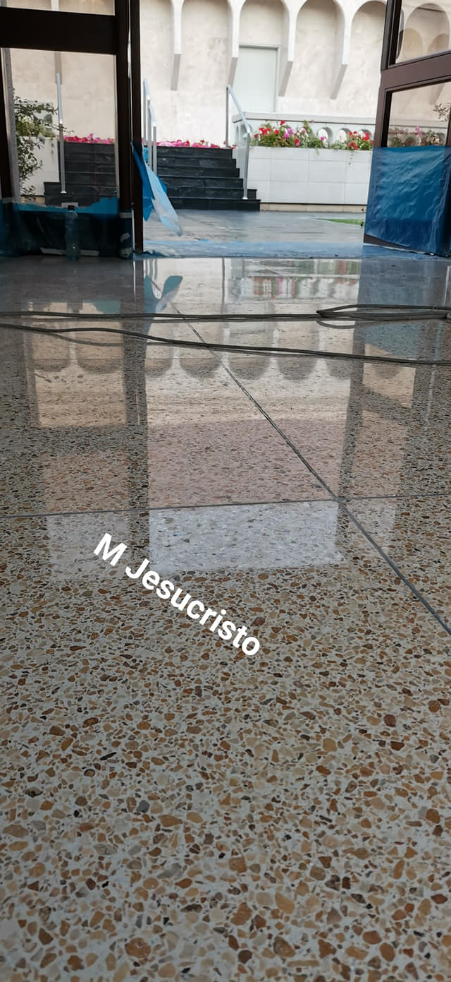 Pulido y Abrillantado de Piso Terrazo   La Molina