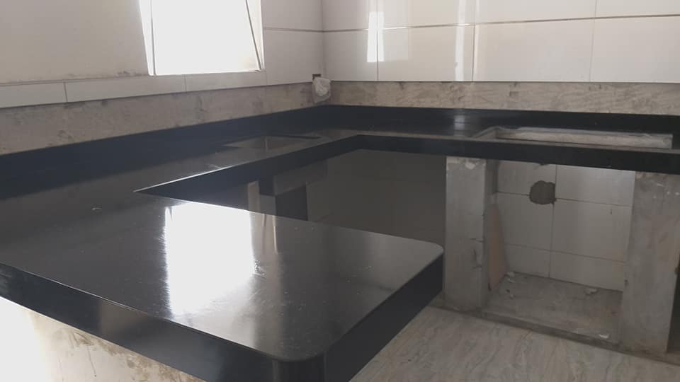Instalación Cocina Negro Galaxy   Lurin